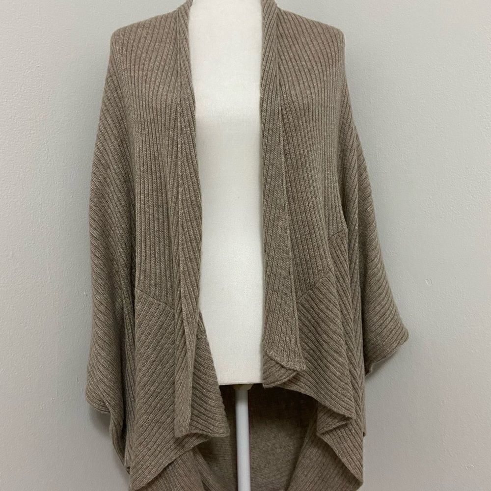 Zara Beige Knit Cardigan